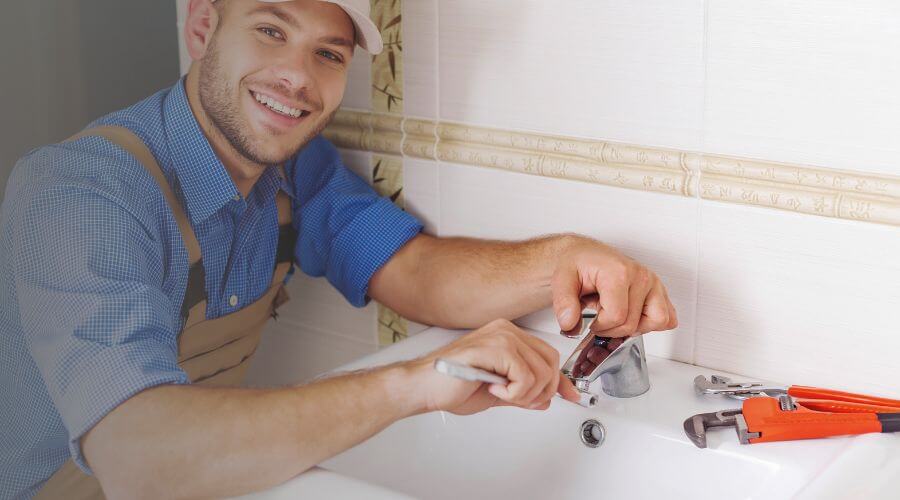 Local expert plumbing services in Kilbourne, IL